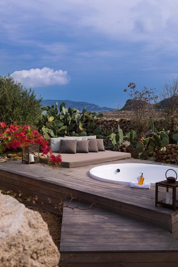Bed and Breakfast Dimora Cala del Pozzo Favignana Esterno foto