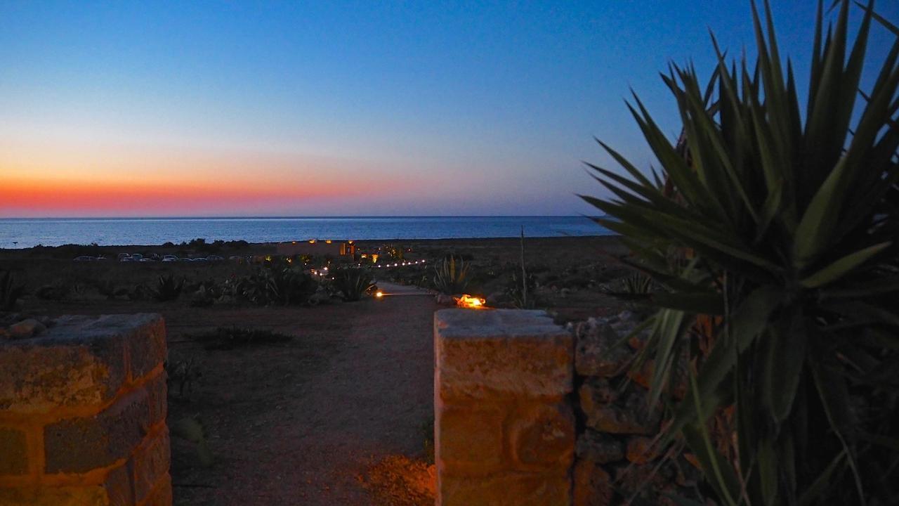 Bed and Breakfast Dimora Cala del Pozzo Favignana Esterno foto